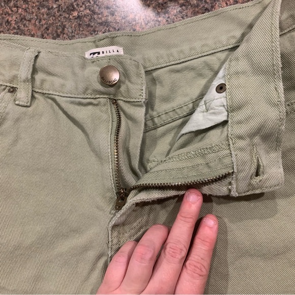 Billabong Shorts Size 30 - Picture 2 of 8